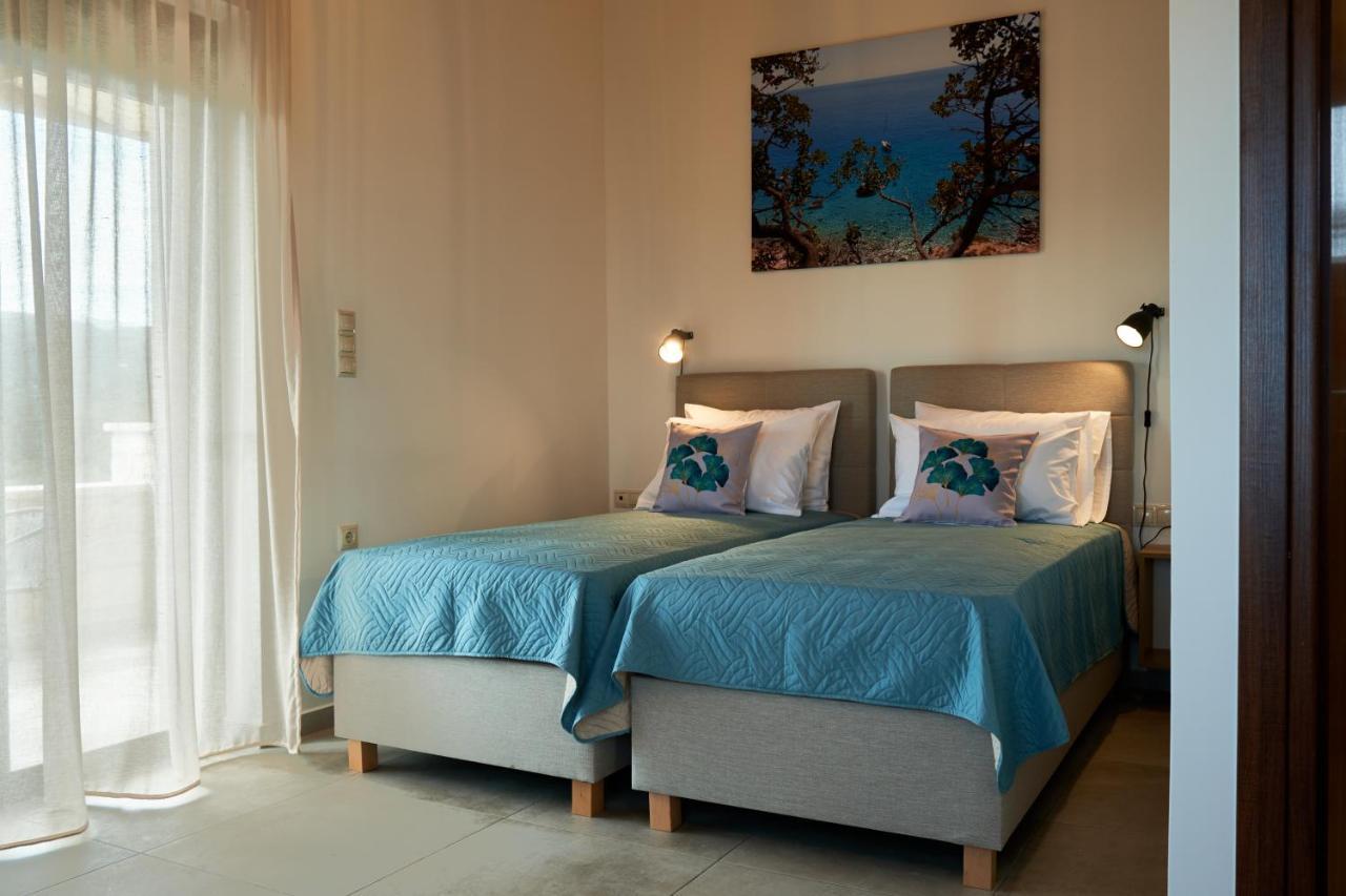 Villa Olive Valley Loutraki  エクステリア 写真