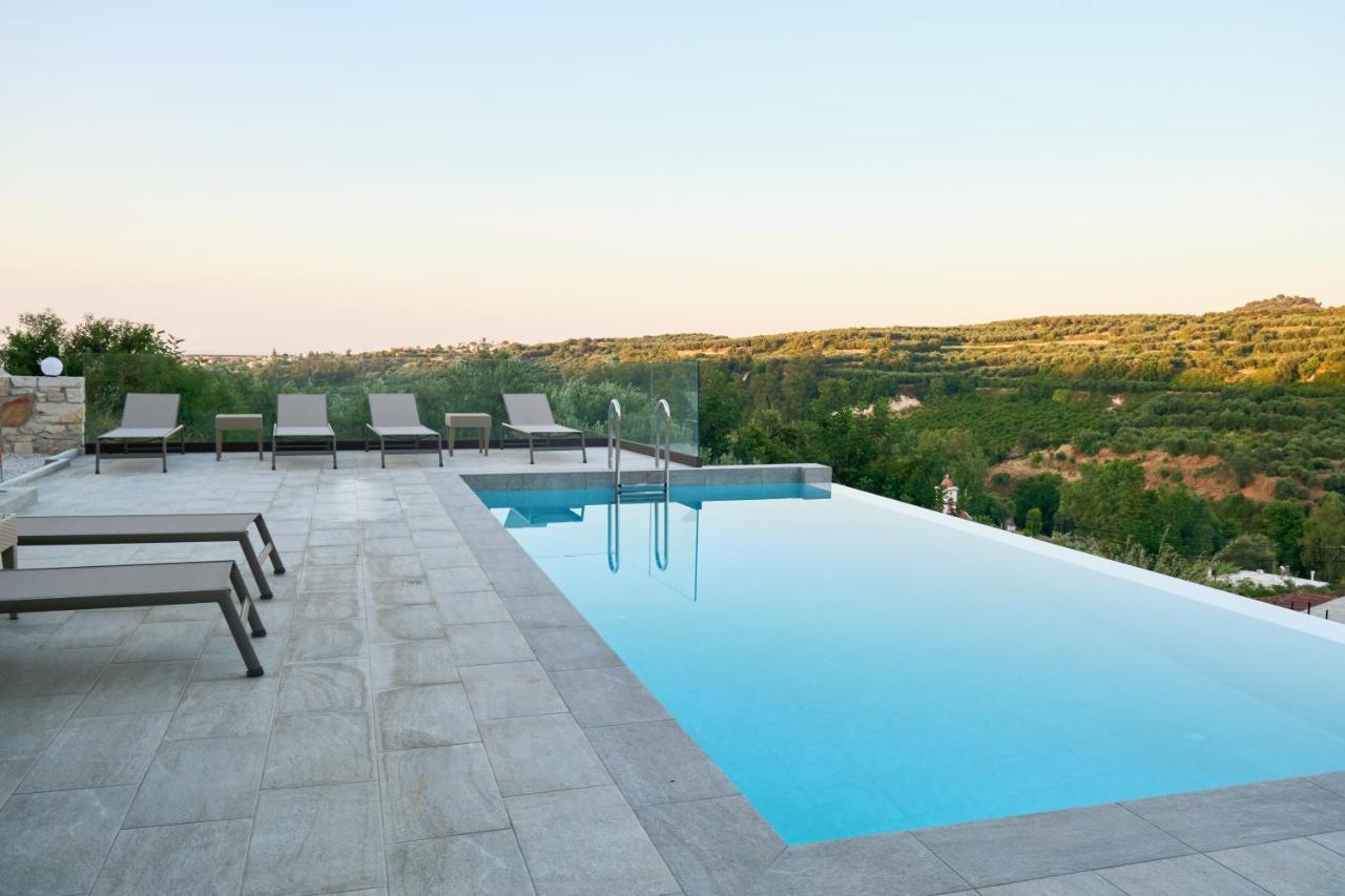 Villa Olive Valley Loutraki  エクステリア 写真