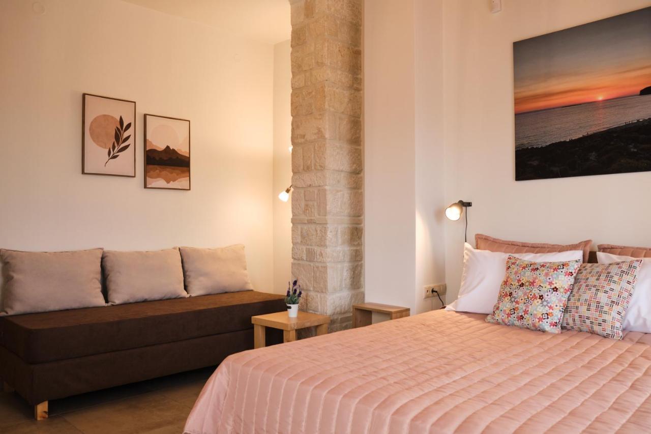 Villa Olive Valley Loutraki  エクステリア 写真