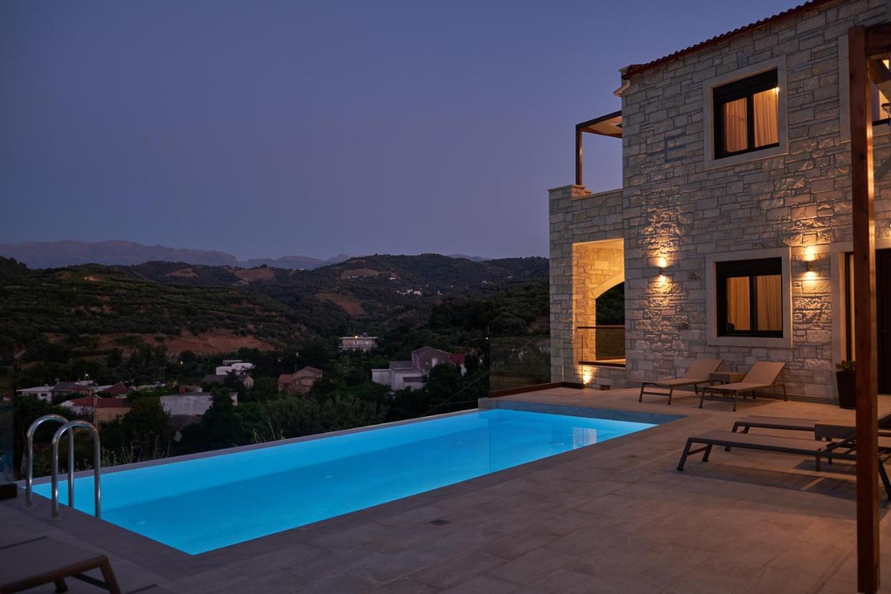 Villa Olive Valley Loutraki  エクステリア 写真