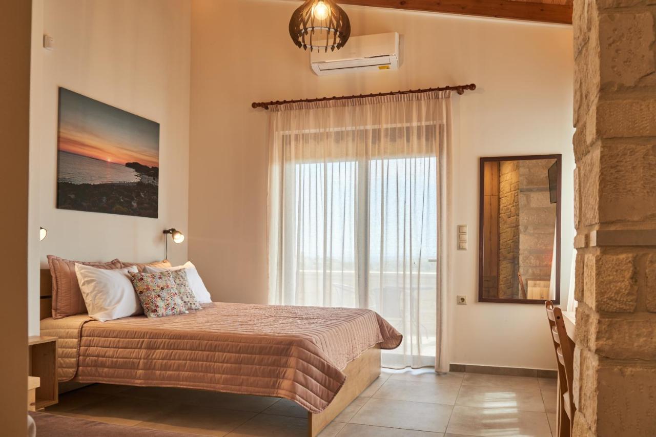 Villa Olive Valley Loutraki  エクステリア 写真